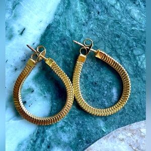 Vintage Monet Chain Hoop Gold Tone Earrings